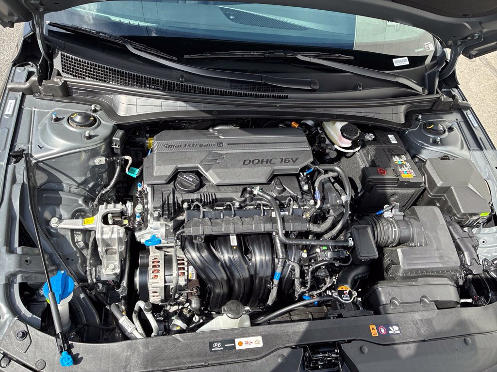 New 2026 Hyundai Elantra SEL Sport FWD image 9