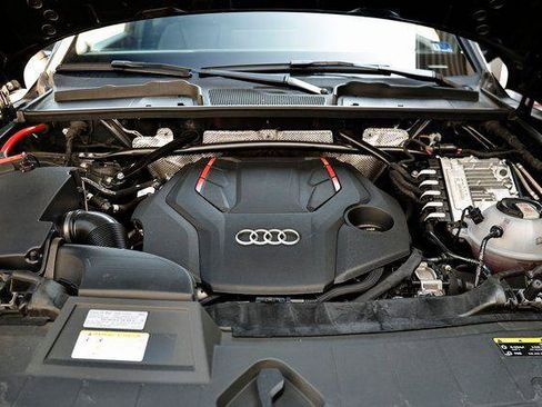 Certified 2024 Audi SQ5 Premium AWD/4WD image 29