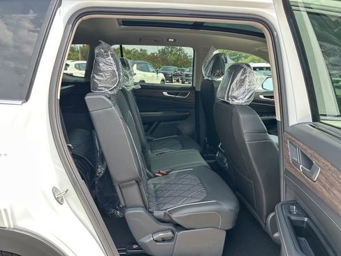 New 2026 Volkswagen Atlas SEL Premium R-Line AWD/4WD image 47