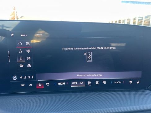 New 2025 Audi SQ5 Premium Plus image 28