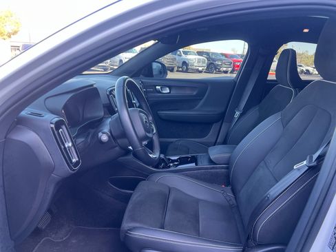 Used 2023 Volvo C40 P8 Recharge Ultimate AWD/4WD image 26