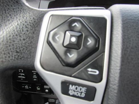 Used 2017 Toyota Tundra SR5 w/ TRD Off Road Package image 15