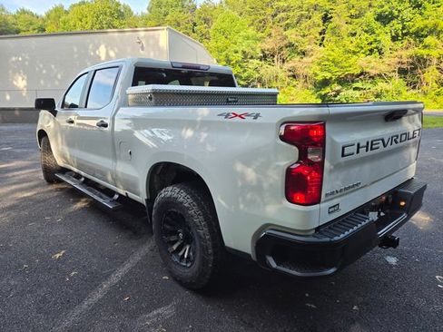 Used 2023 Chevrolet Silverado 1500 W/T w/ WT Value Package AWD/4WD image 10