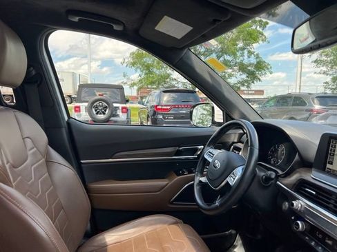 Certified 2021 Kia Telluride SX w/ SX Prestige Package AWD/4WD image 45