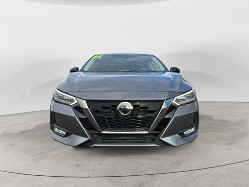 Used 2023 Nissan Sentra SR w/ SR Premium Package image 2