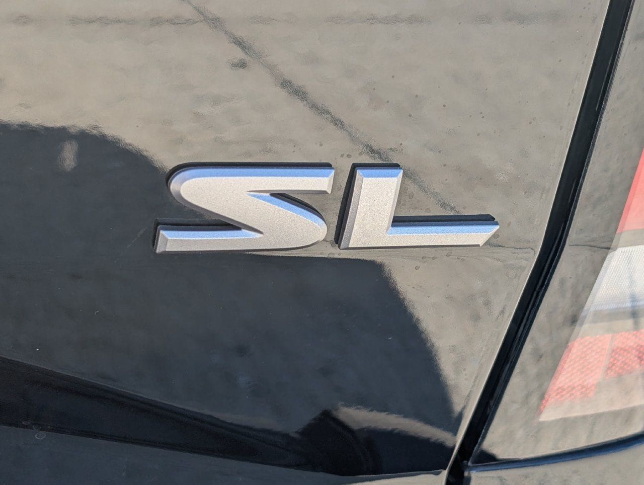 Certified 2025 Nissan Frontier SL RWD image 8