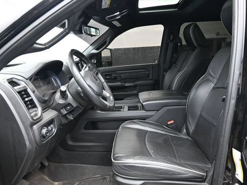 Used 2024 RAM 3500 Limited w/ Night Edition AWD/4WD image 13