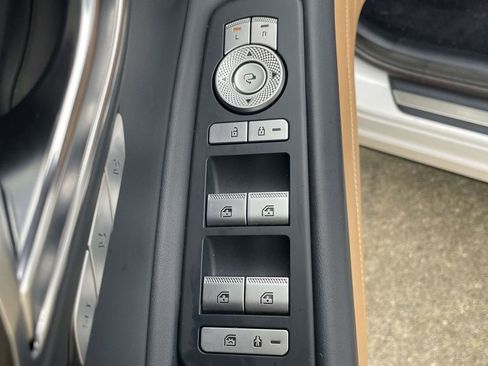 Used 2021 Genesis GV80 2.5T w/ Advanced Package 02 image 16