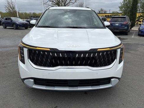 New 2026 Kia Carnival EX image 9