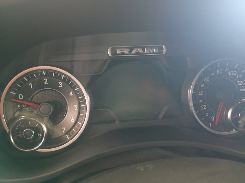 Used 2020 RAM 2500 Laramie AWD/4WD image 14