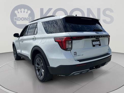 New 2026 Ford Explorer Active w/ Active Comfort Package AWD/4WD image 4