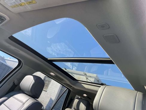 Used 2023 Toyota Sequoia Limited image 19