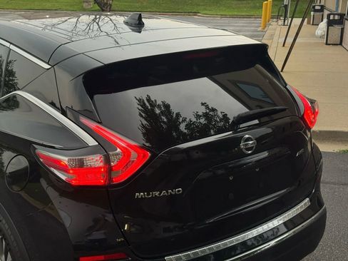 Used 2018 Nissan Murano S image 15