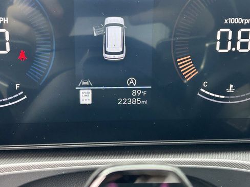Certified 2025 Hyundai Santa Fe SEL FWD image 36
