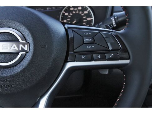 Certified 2025 Nissan Altima 2.5 SR FWD image 19