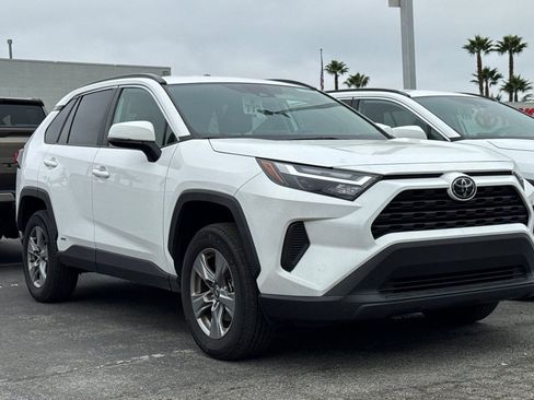 Used 2025 Toyota RAV4 XLE image 2