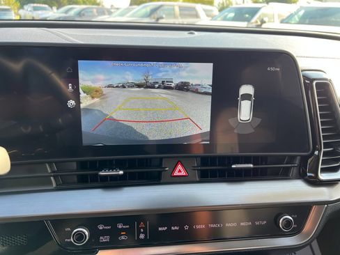 Certified 2025 Kia Sportage EX AWD/4WD image 23
