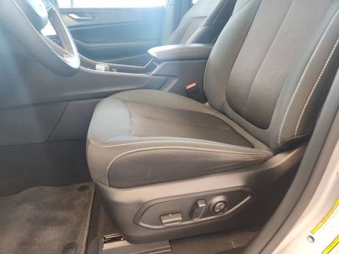Certified 2025 Jeep Grand Cherokee Laredo X w/ Luxury Tech Group I RWD image 22