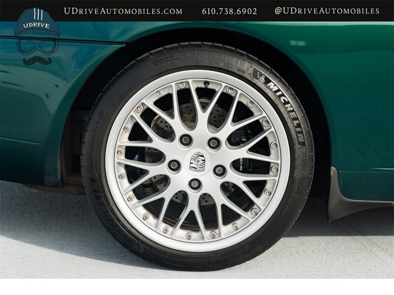 Used 2001 Porsche 911 Carrera RWD image 46