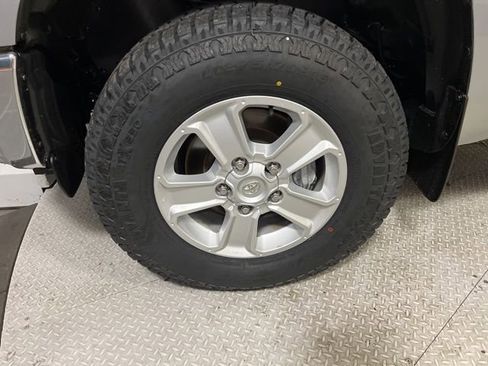 Used 2020 Toyota Tundra SR5 w/ SR5 Upgrade Package image 25