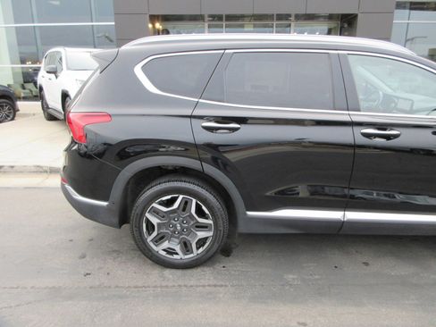 Used 2021 Hyundai Santa Fe Limited image 11