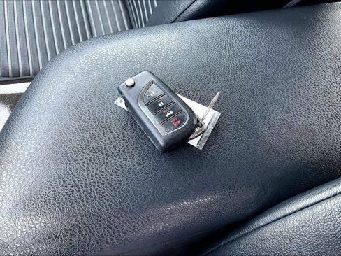Used 2023 Toyota Camry SE FWD image 35
