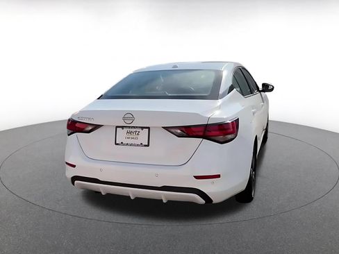 Used 2025 Nissan Sentra SV FWD image 11