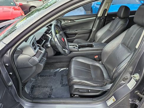 Used 2016 Honda Civic Touring image 19
