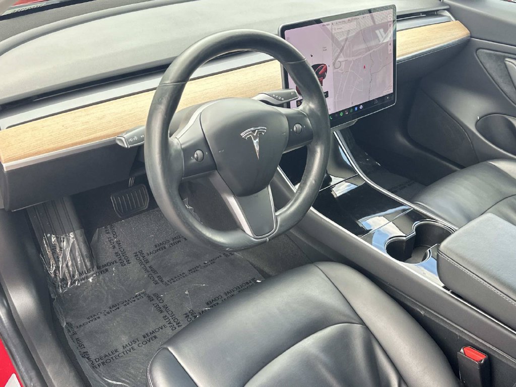 Used 2018 Tesla Model 3 Long Range RWD image 10