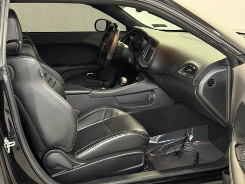 Used 2019 Dodge Challenger SRT Hellcat Redeye image 11