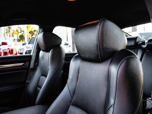 Used 2019 Honda Accord Sport image 15
