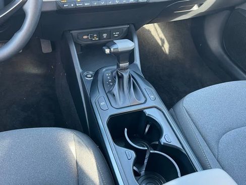 Certified 2025 Kia K4 LXS image 17