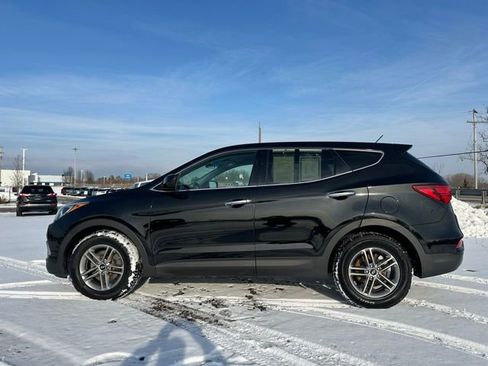 Used 2018 Hyundai Santa Fe Sport image 3