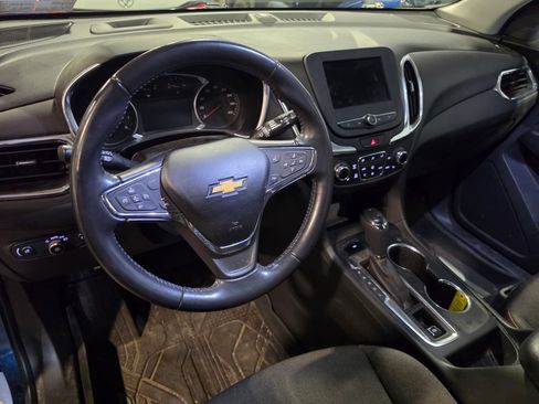 Used 2021 Chevrolet Equinox LT AWD/4WD image 4