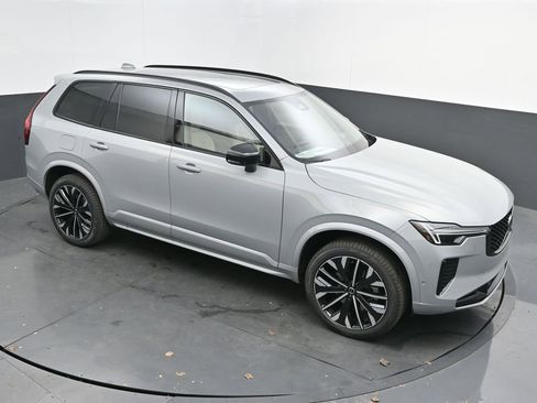 New 2026 Volvo XC90 B6 Ultra w/ Protection Package Premier image 31