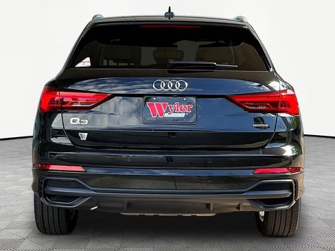 Used 2021 Audi Q3 2.0T Premium w/ Convenience Package AWD/4WD image 5