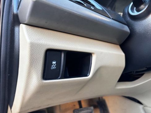 Used 2011 Honda Accord LX image 23