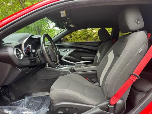 Used 2022 Chevrolet Camaro LS RWD image 12