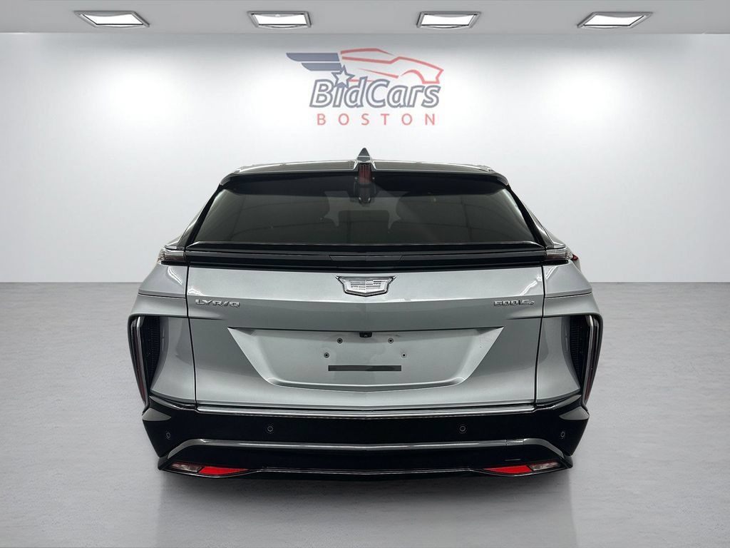 Used 2024 Cadillac Lyriq Tech w/ Driver Assist Package AWD/4WD image 5