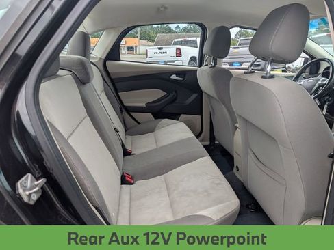 Used 2012 Ford Focus SE FWD image 24