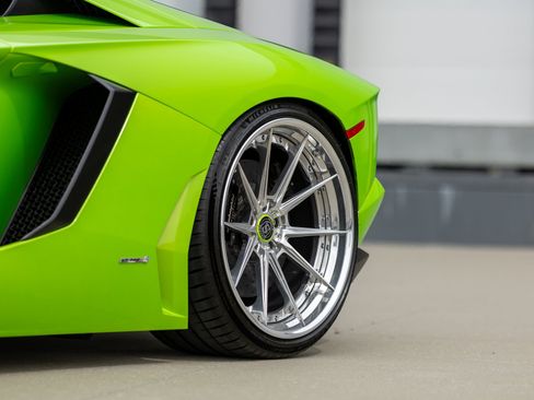 Used 2013 Lamborghini Aventador LP 700-4 AWD/4WD image 9