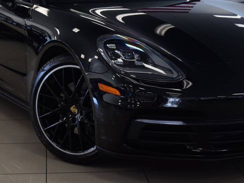 Used 2018 Porsche Panamera 4 AWD/4WD image 14