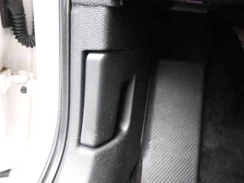 Used 2012 Volkswagen Passat 2.5 S FWD image 23