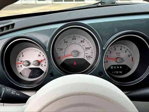 Used 2006 Chrysler PT Cruiser Touring FWD image 10