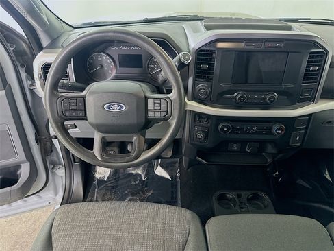 Used 2022 Ford F150 XLT w/ Trailer Tow Package image 17