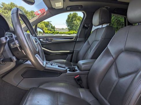 Used 2015 Porsche Macan S AWD/4WD image 20