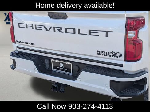 Used 2024 Chevrolet Silverado 2500 High Country w/ Technology Package AWD/4WD image 12