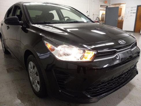 Used 2021 Kia Rio LX image 5