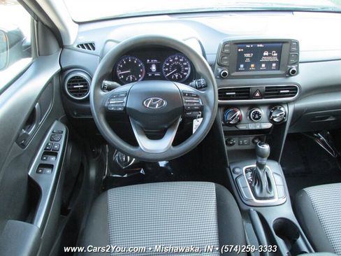 Used 2020 Hyundai Kona SE image 17