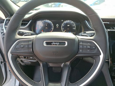 Certified 2025 Jeep Grand Cherokee L Laredo w/ Luxury Tech Group I AWD/4WD image 29